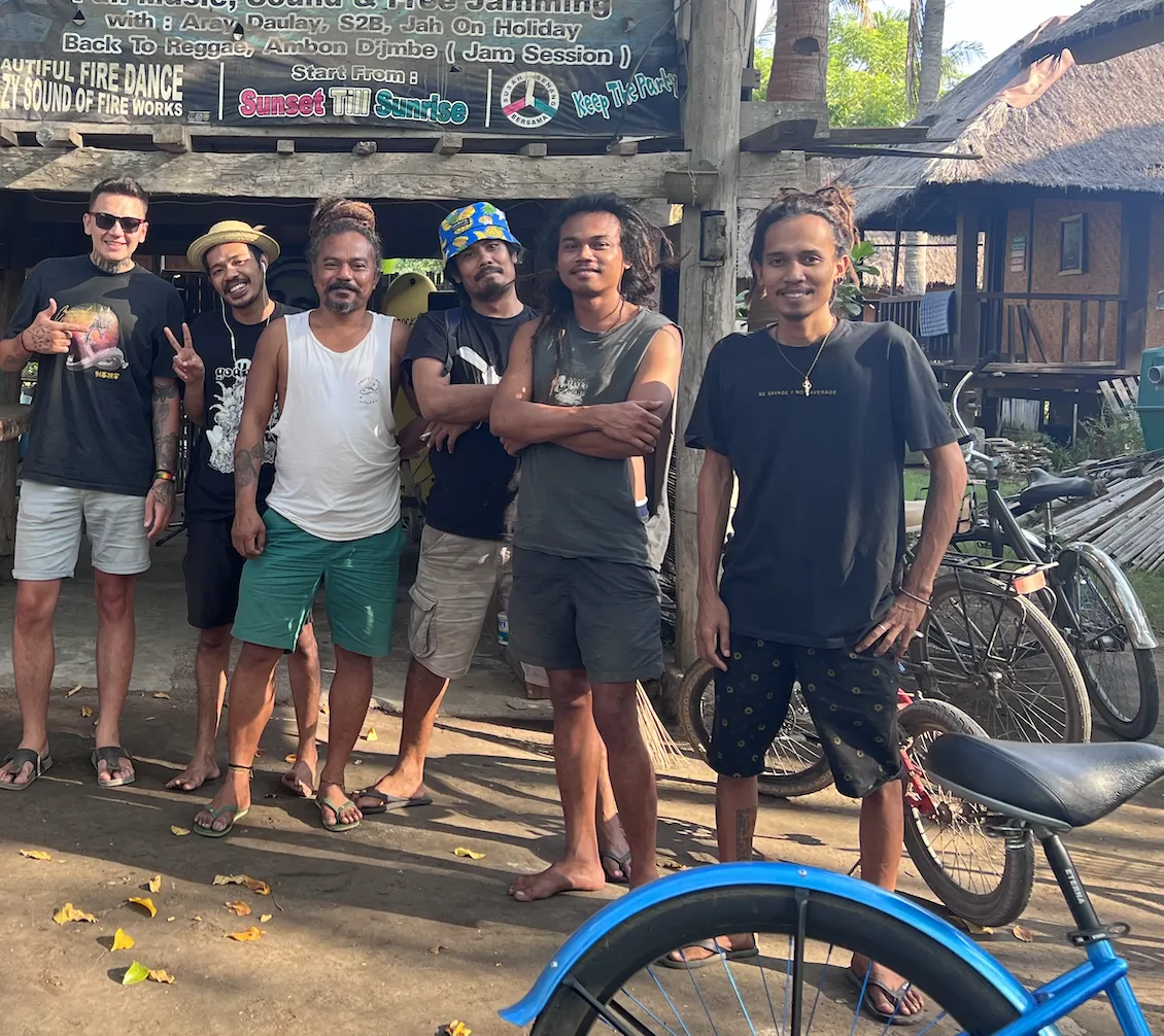 Yurt Dışında Yerlilerle Tanışmanın Gerçeği